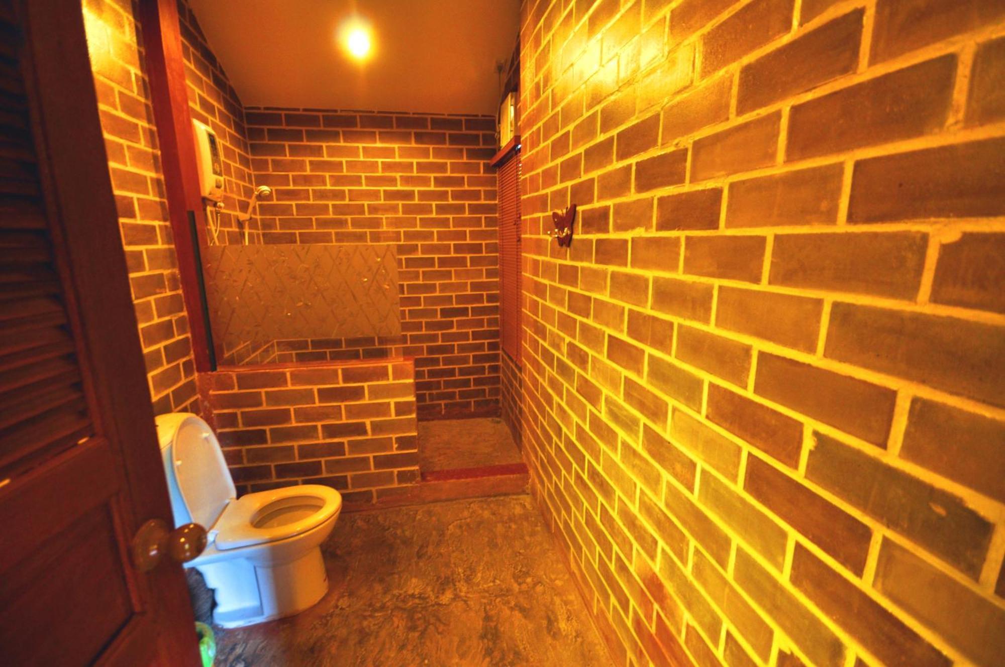 Theerama Cottage Suan Phueng Oda fotoğraf